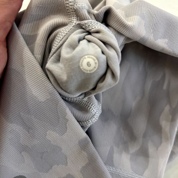 LULULEMON Incognito Camo Alpine White Energy Bra 10 + Wunder Under Short 10" 6 - Picture 9 of 10